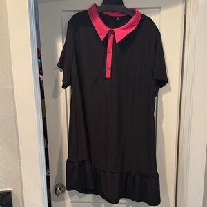 Chic Black Dress with Pink Collar